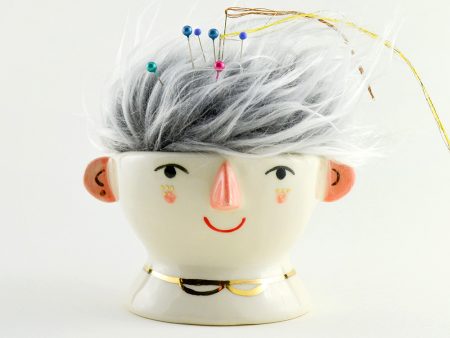 Obiect decorativ din ceramică, perină pentru ace