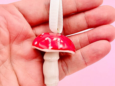 Ciupercă modelată manual, Ornament din porțelan